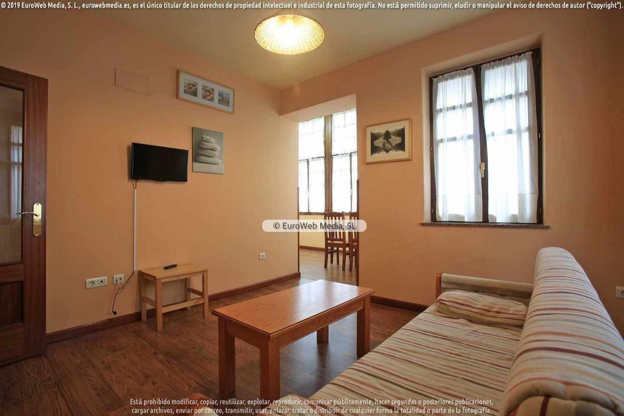 Apartamento 3 Casa Graciano Onís エクステリア 写真
